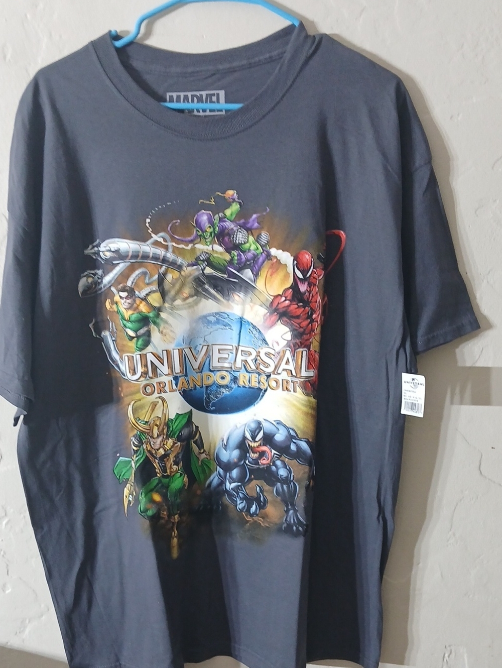 Marvel Men's Graphic Tee in Gray with Multicolor Character Art Size XL